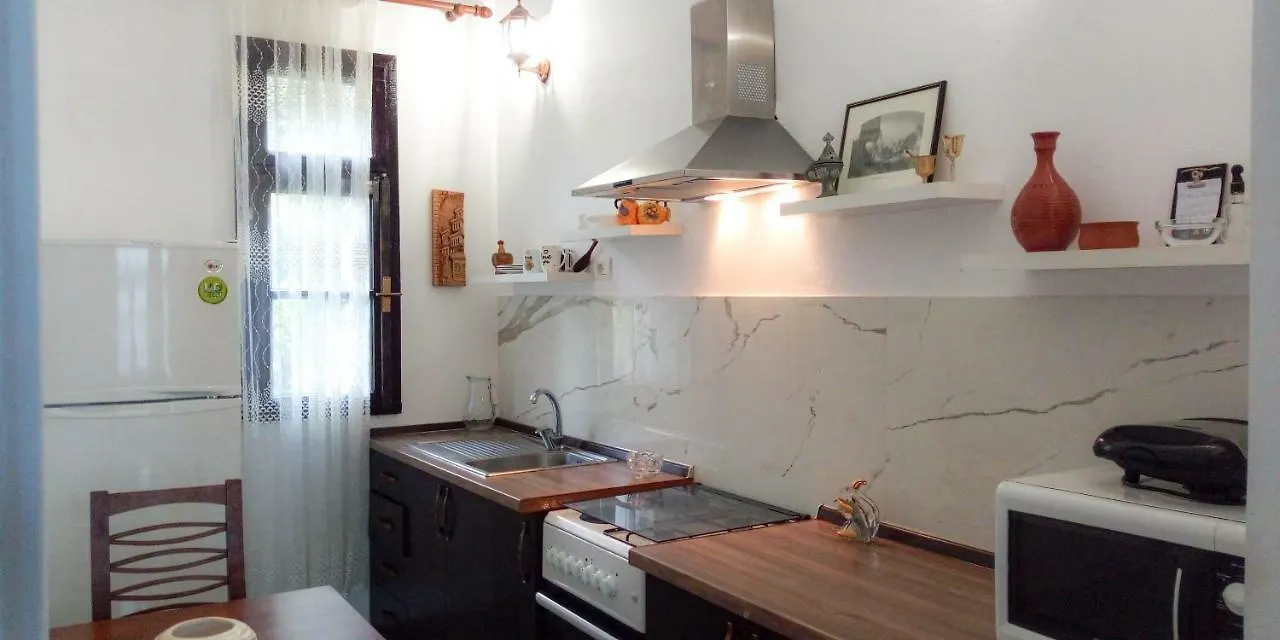 Konukevi Villa Mishel Berat