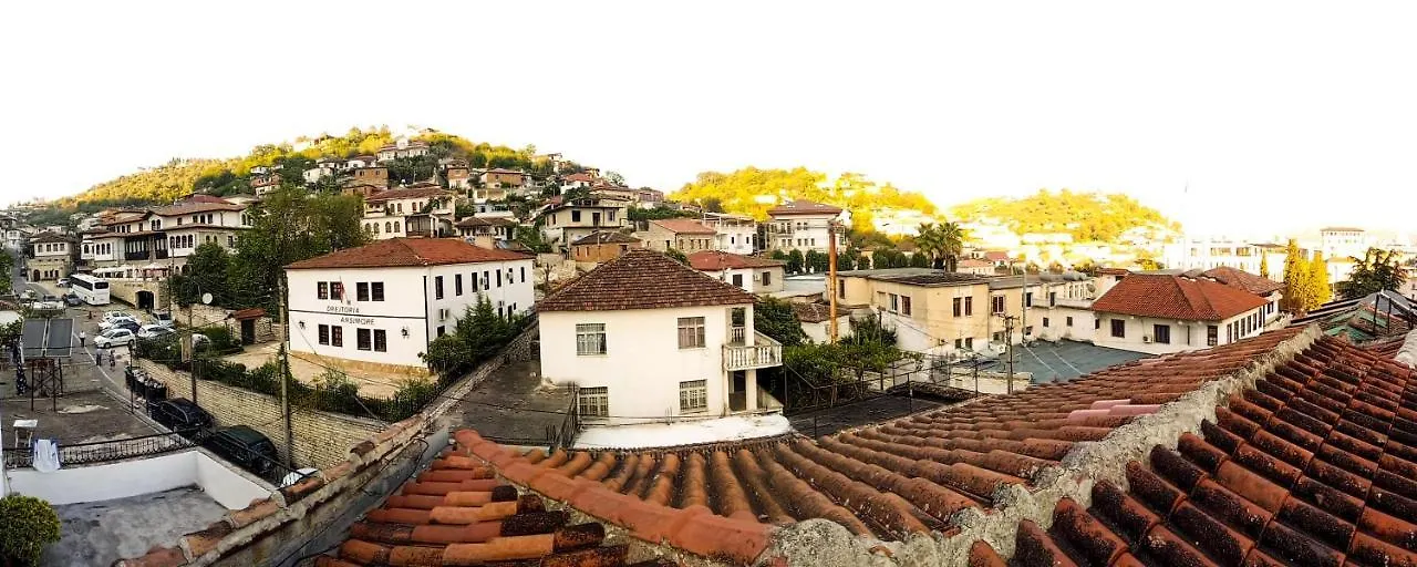 Villa Mishel Berat 0*,