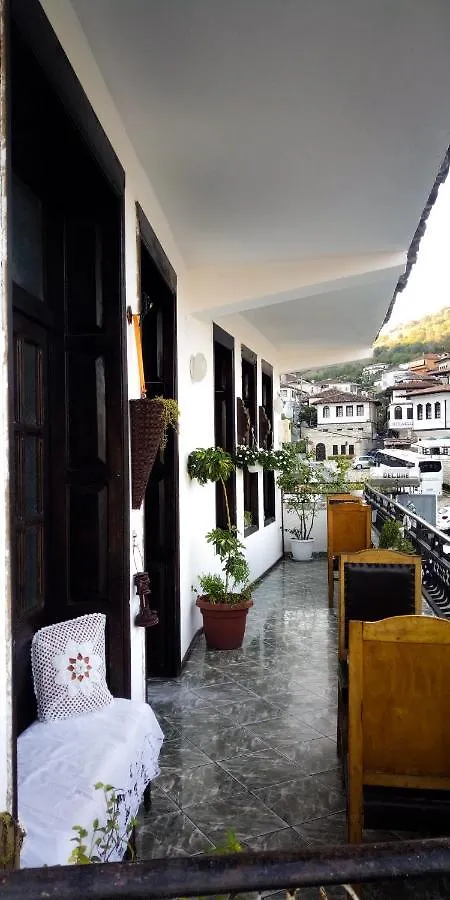 Villa Mishel Berat Arnavutluk