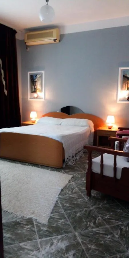 Konukevi Villa Mishel Berat Arnavutluk